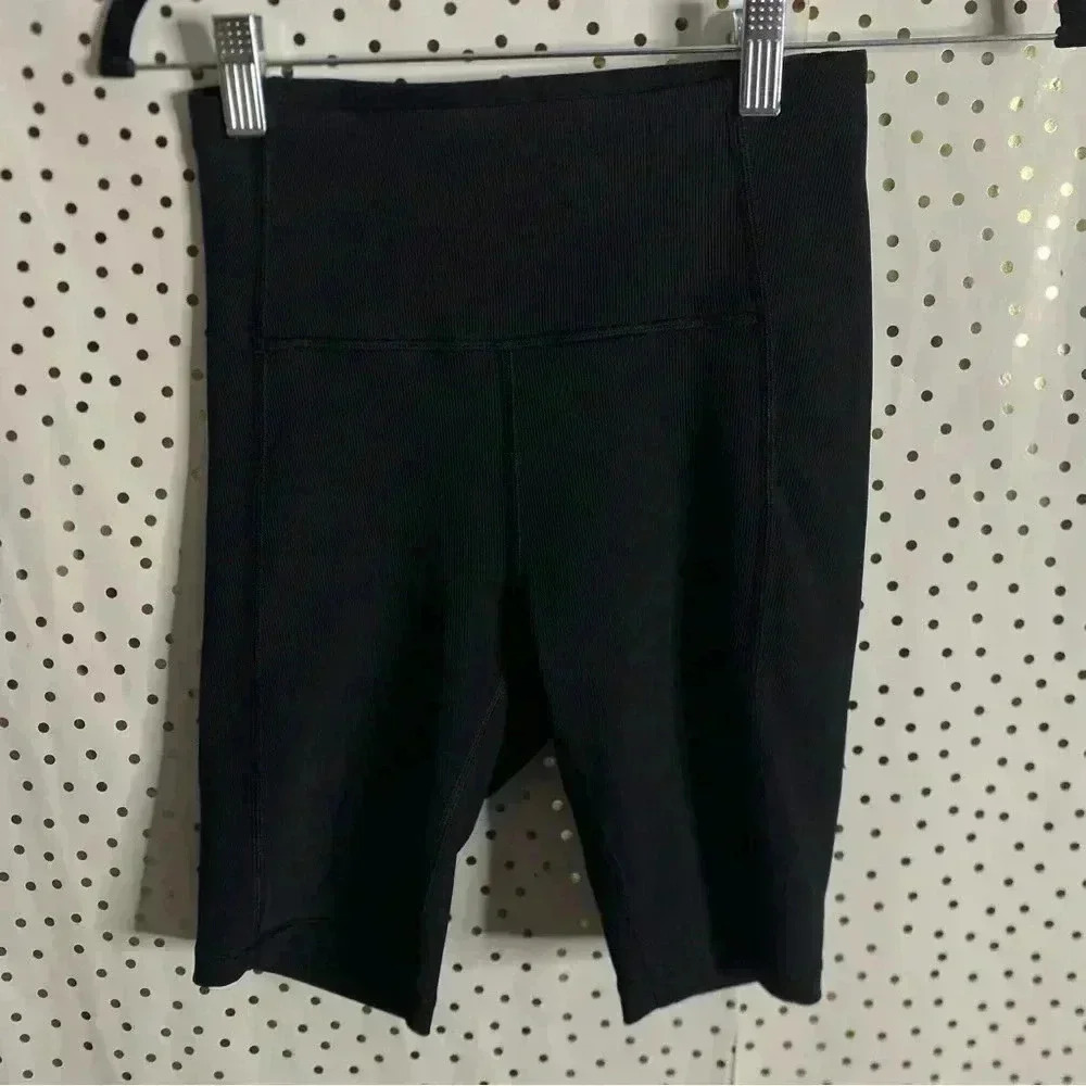 Lululemon Ribbed Contoured Hr Short